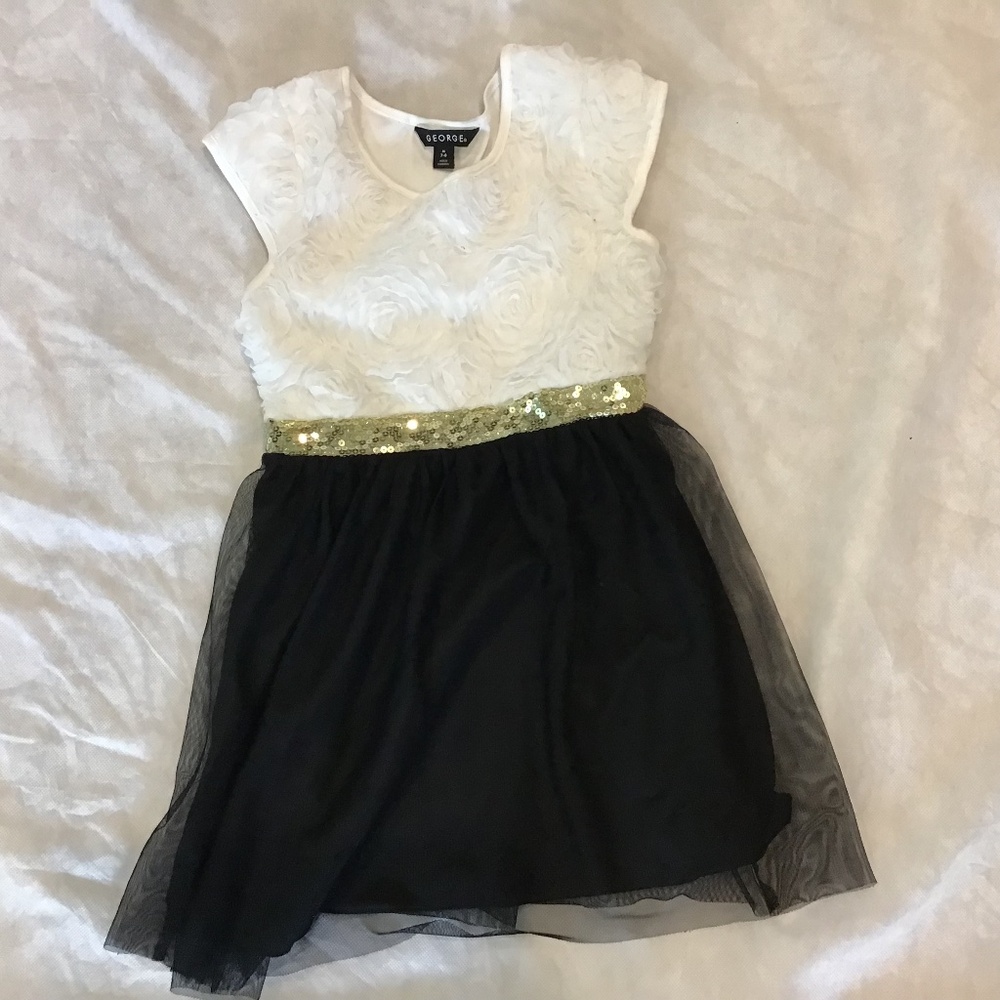 Black and White Holiday Dress by George size 7-8
